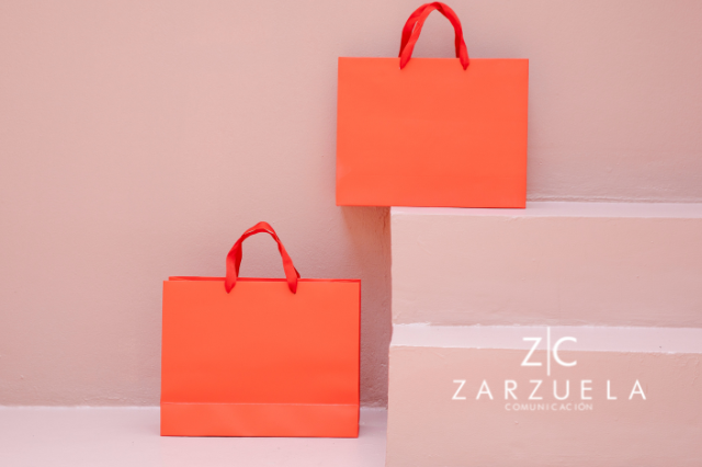 Bolsas de compras / Cortesía Canva