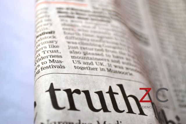 Periódico con la palabra truth / cortesía Canva