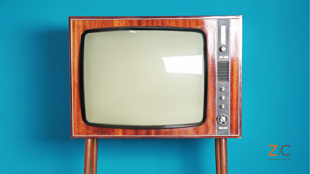 Televisión antigua como elemento del Retromarketing