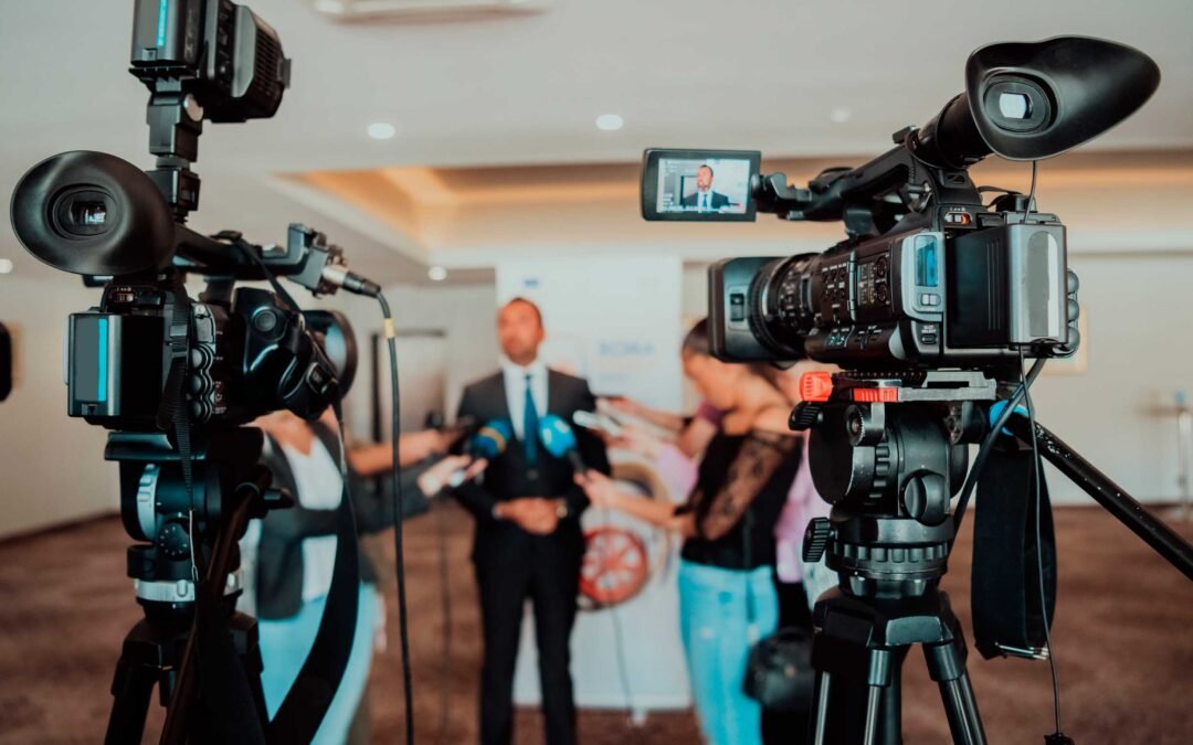 Cómo lograr un posicionamiento de voceros exitoso y estratégico