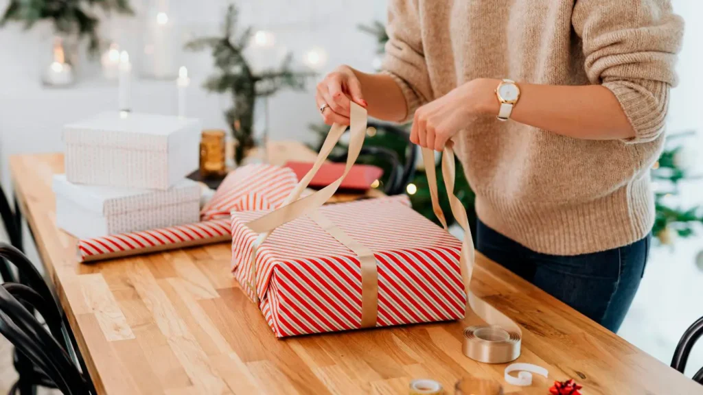 Medios de comunicación, atenciones en la época navideña 2 regalos agencia digital zc