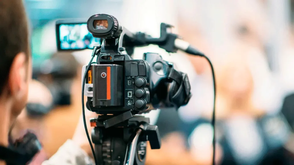 Digital PR & Reputación. El Giro Humano en las RR.PP.: Por qué los comunicados de prensa automatizados por IA no funcionan 2 el media training es para conectar mejor
