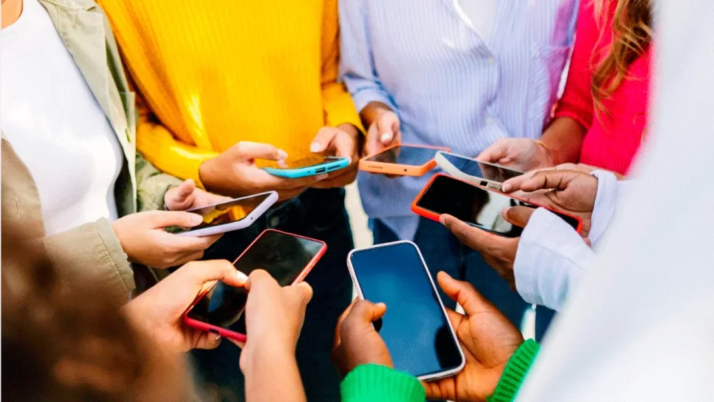 De seguidores a comunidad: 5 claves para conectar comunidad en redes sociales: ¿tener seguidores es suficiente? 2 comunidad redes sociales interaccion